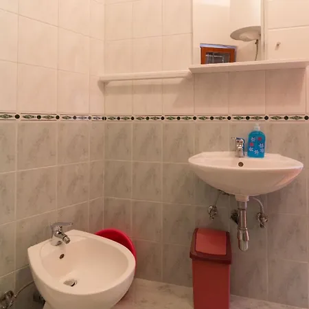Fuer 5 Personen Ca 65 Qm In Privlaka, Dalmatien Norddalmatien Апартаменты *