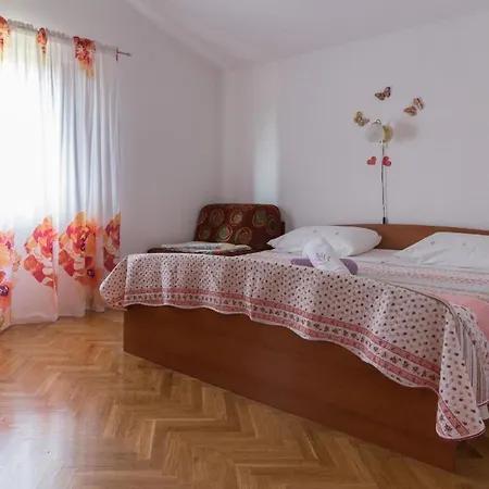 Fuer 5 Personen Ca 65 Qm In Privlaka, Dalmatien Norddalmatien 아파트 프리블라카