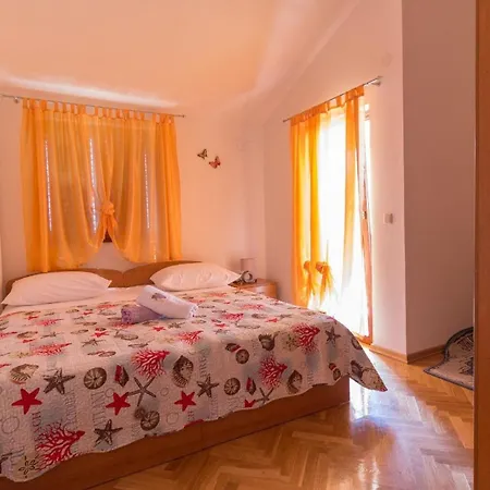 Fuer 5 Personen Ca 65 Qm In Privlaka, Dalmatien Norddalmatien * 프리블라카